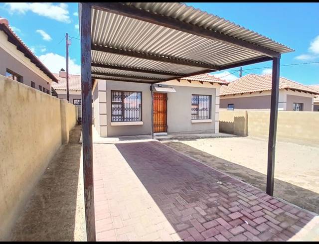 2 BEDROOM HOUSE FOR SALE IN ERMELO
